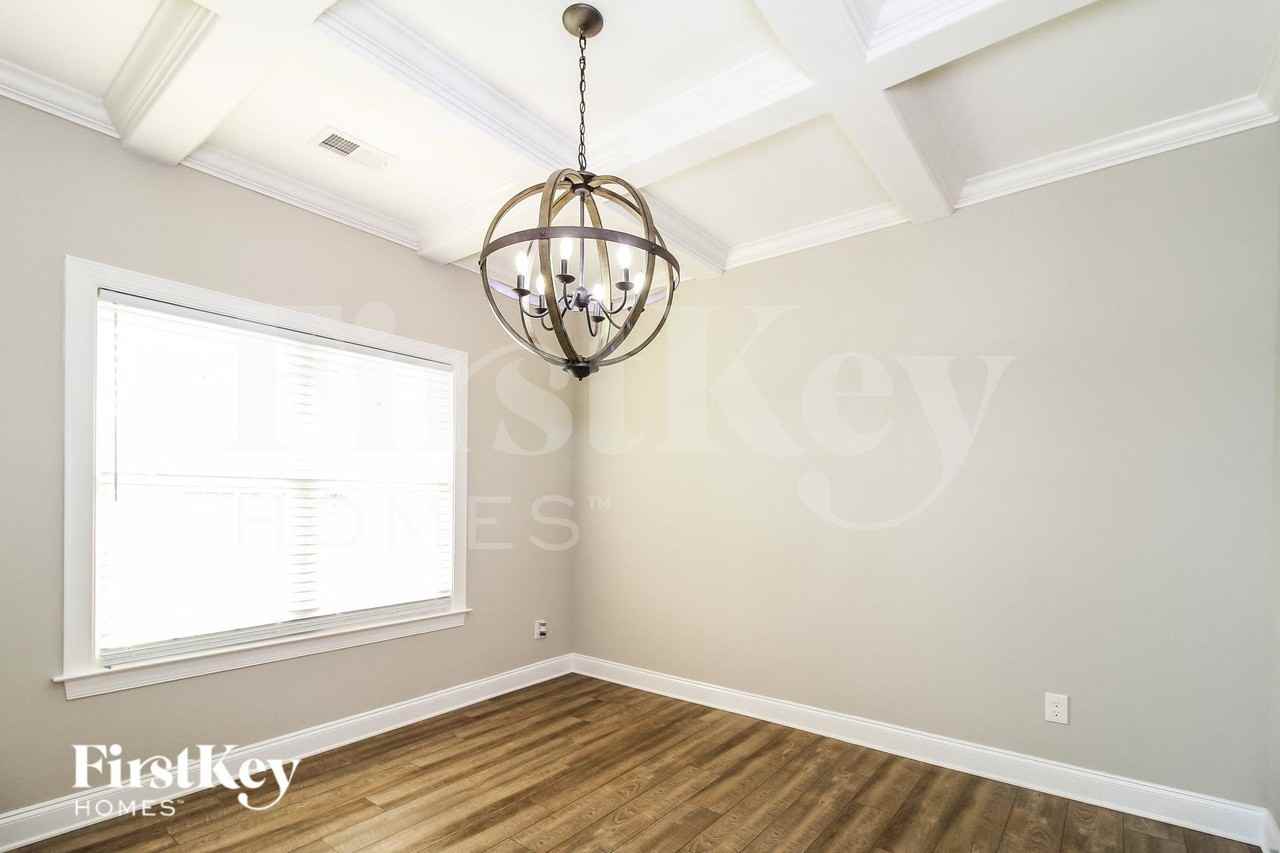 196 Sand Hill Dr - Photo 5 of 15