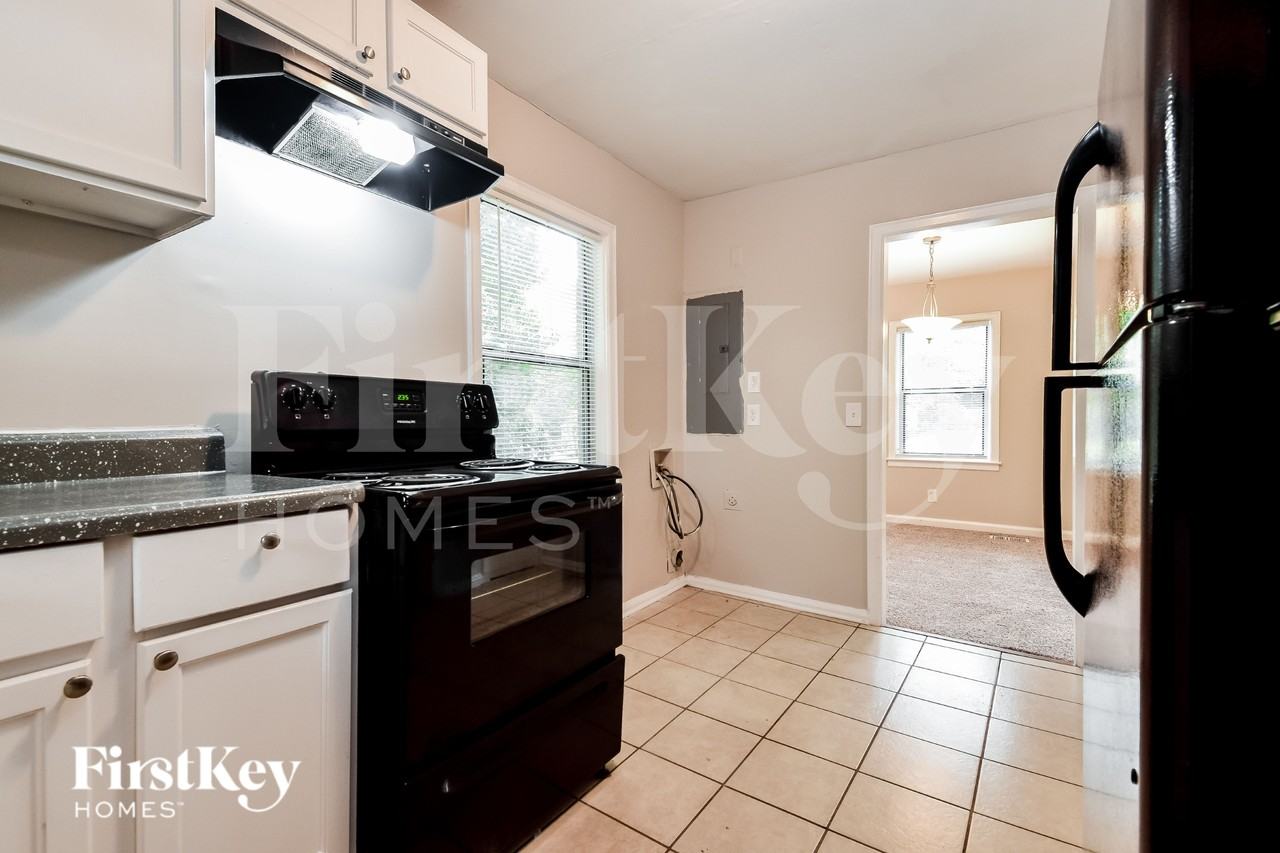 1924 Oak Valley Rd - Photo 6 of 16