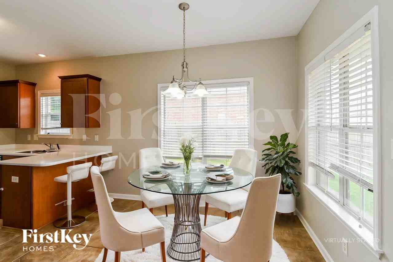6345 Renwood Loop - Photo 6 of 19
