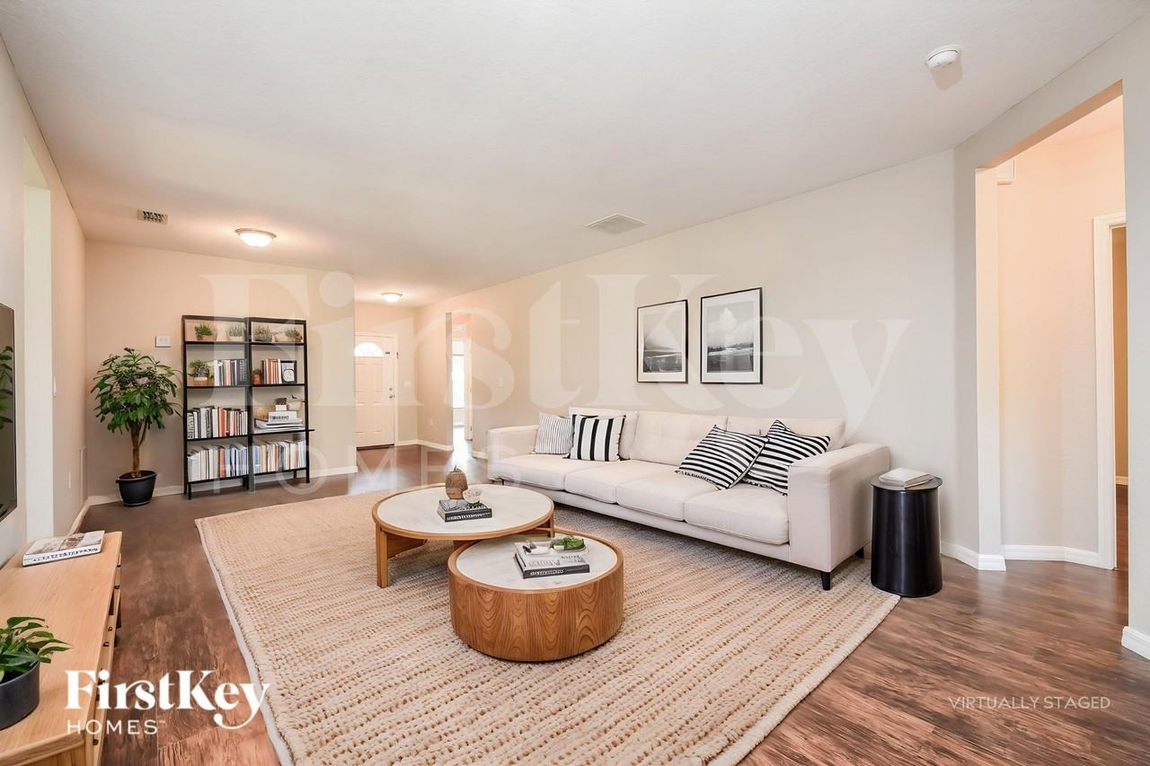 3379 Toluca Ter - Photo 3 of 19