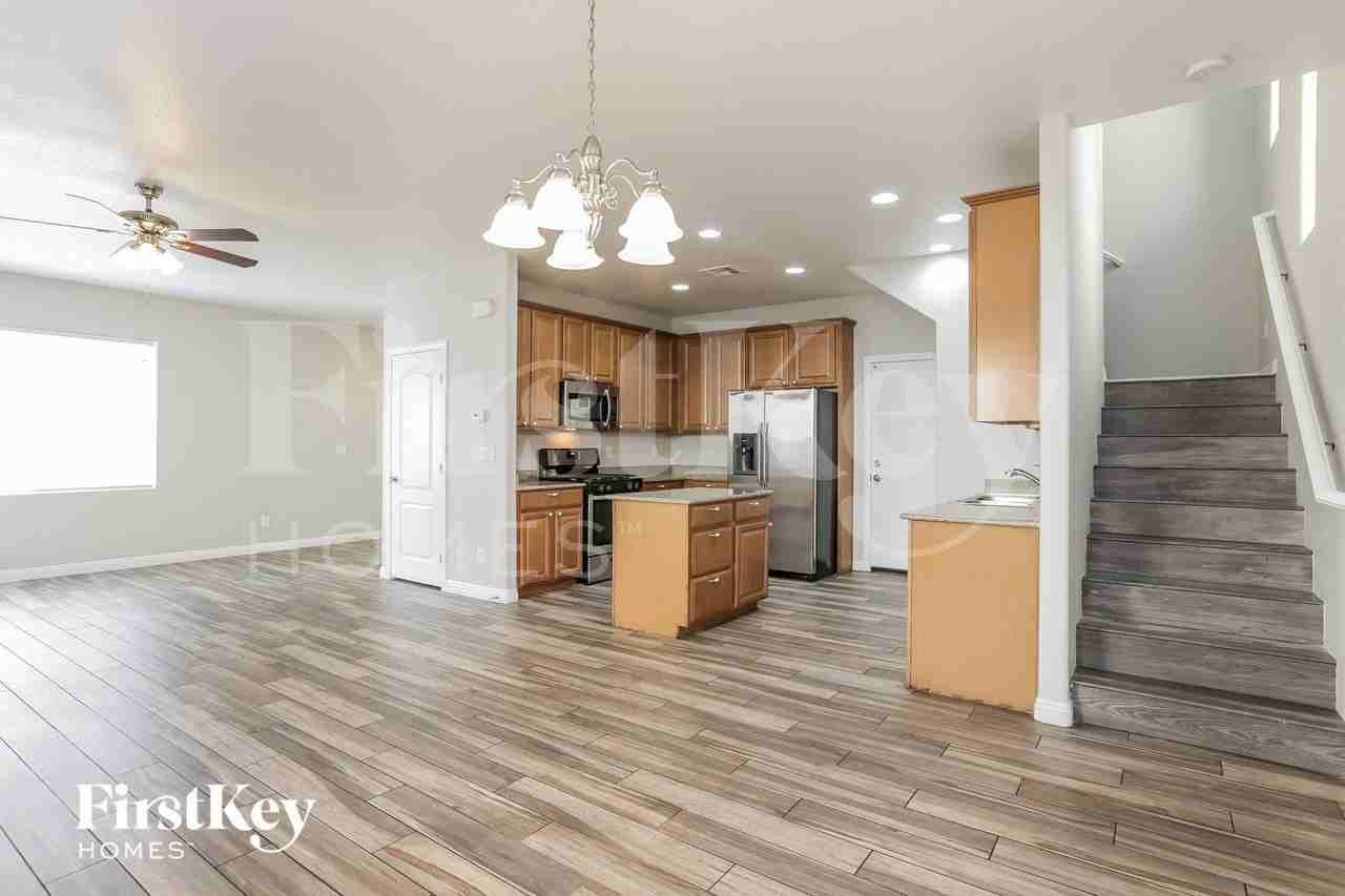 9324 Euphoria Rose Ave - Photo 5 of 15