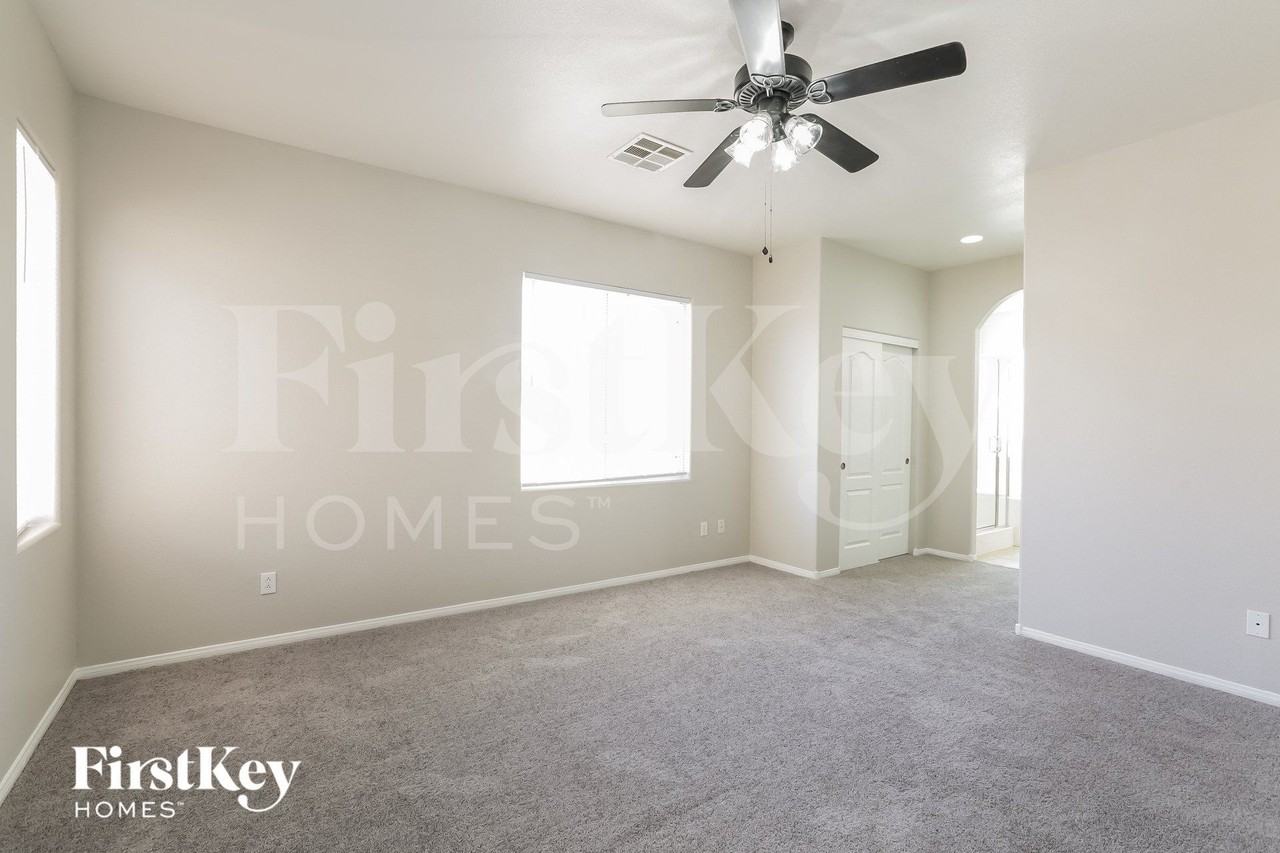 9324 Euphoria Rose Ave - Photo 7 of 15