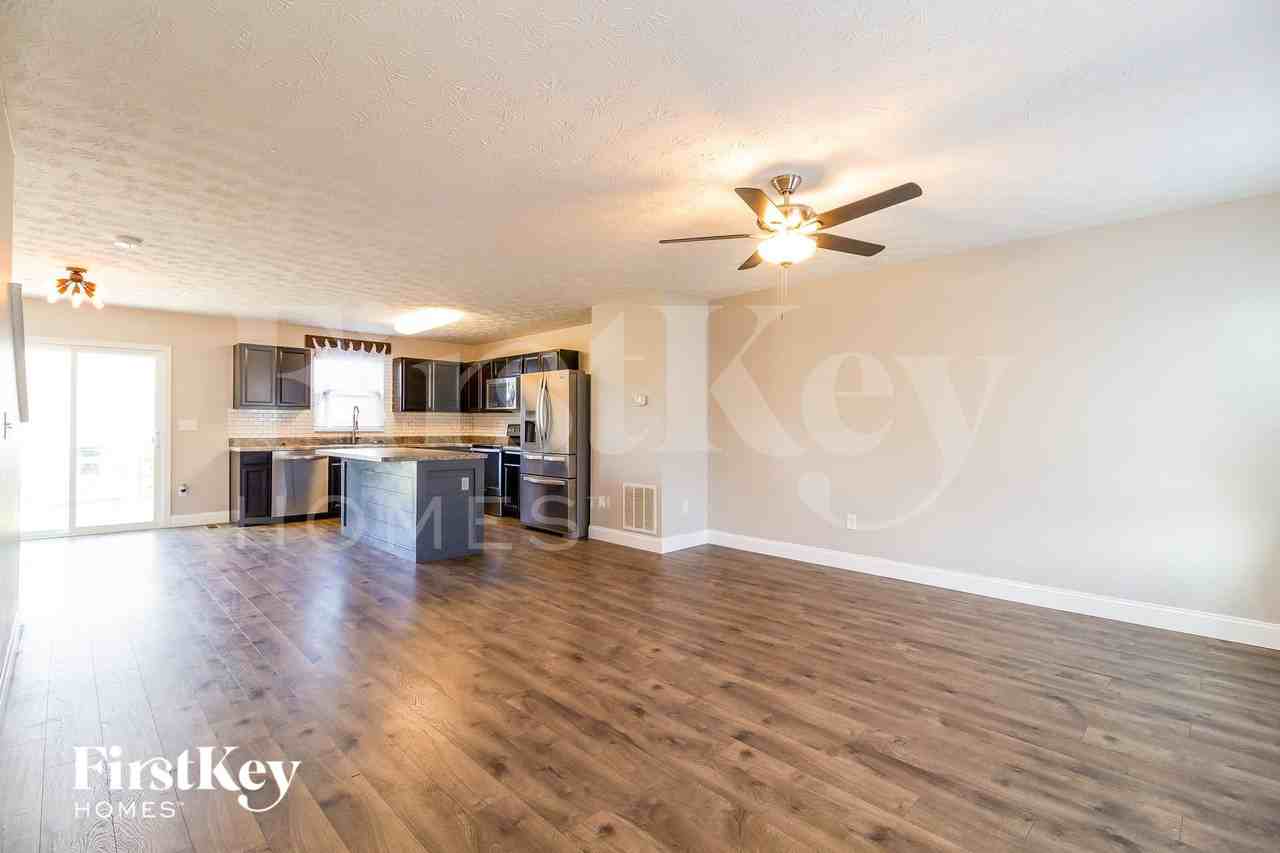 6156 Woodville Dr - Photo 2 of 15