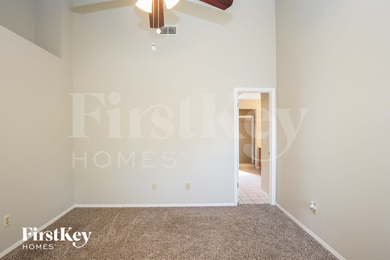 1008 Vannessa Dr - Photo 7 of 15