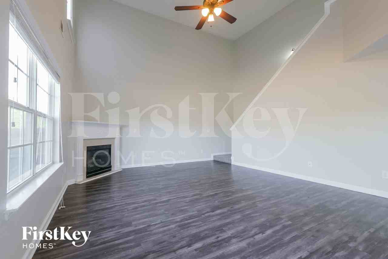 109 Parkview Place Dr - Photo 4 of 15