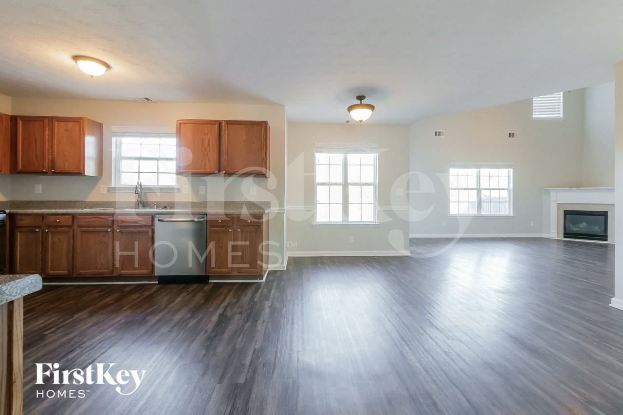 109 Parkview Place Dr - Photo 5 of 15