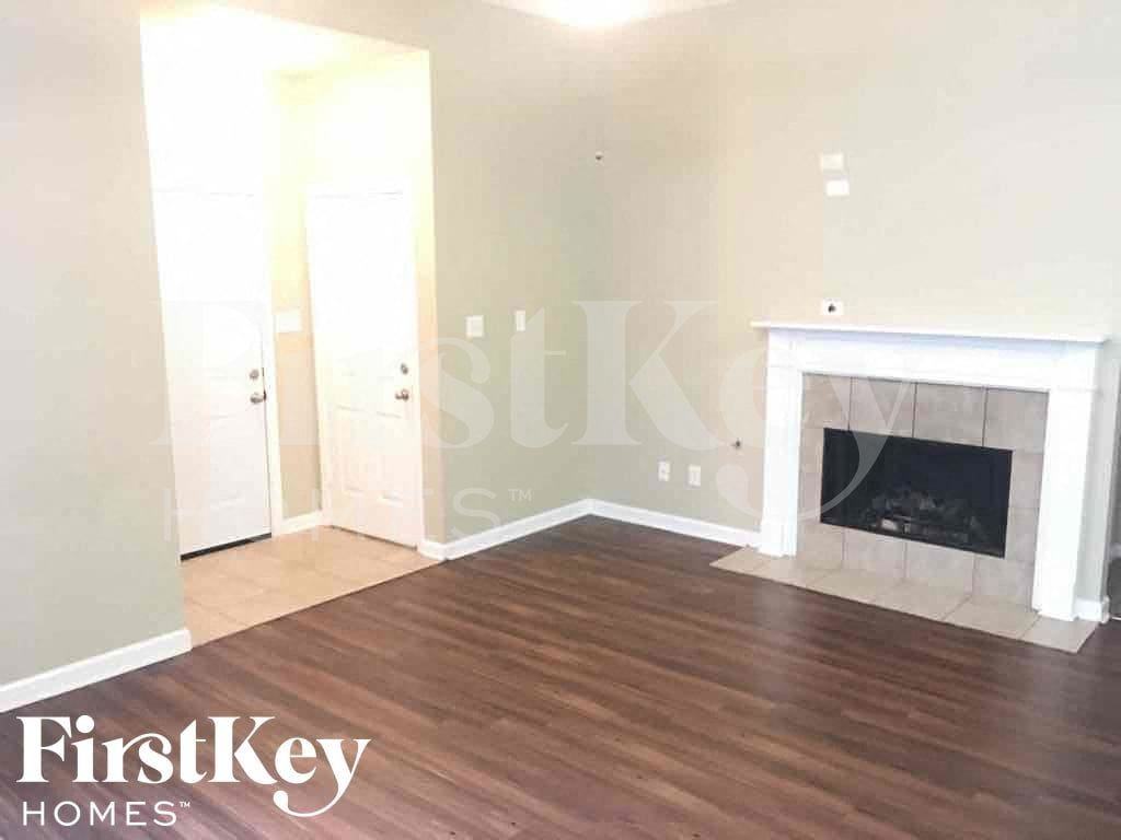 865 Abbey Grove Ln - Photo 2 of 18