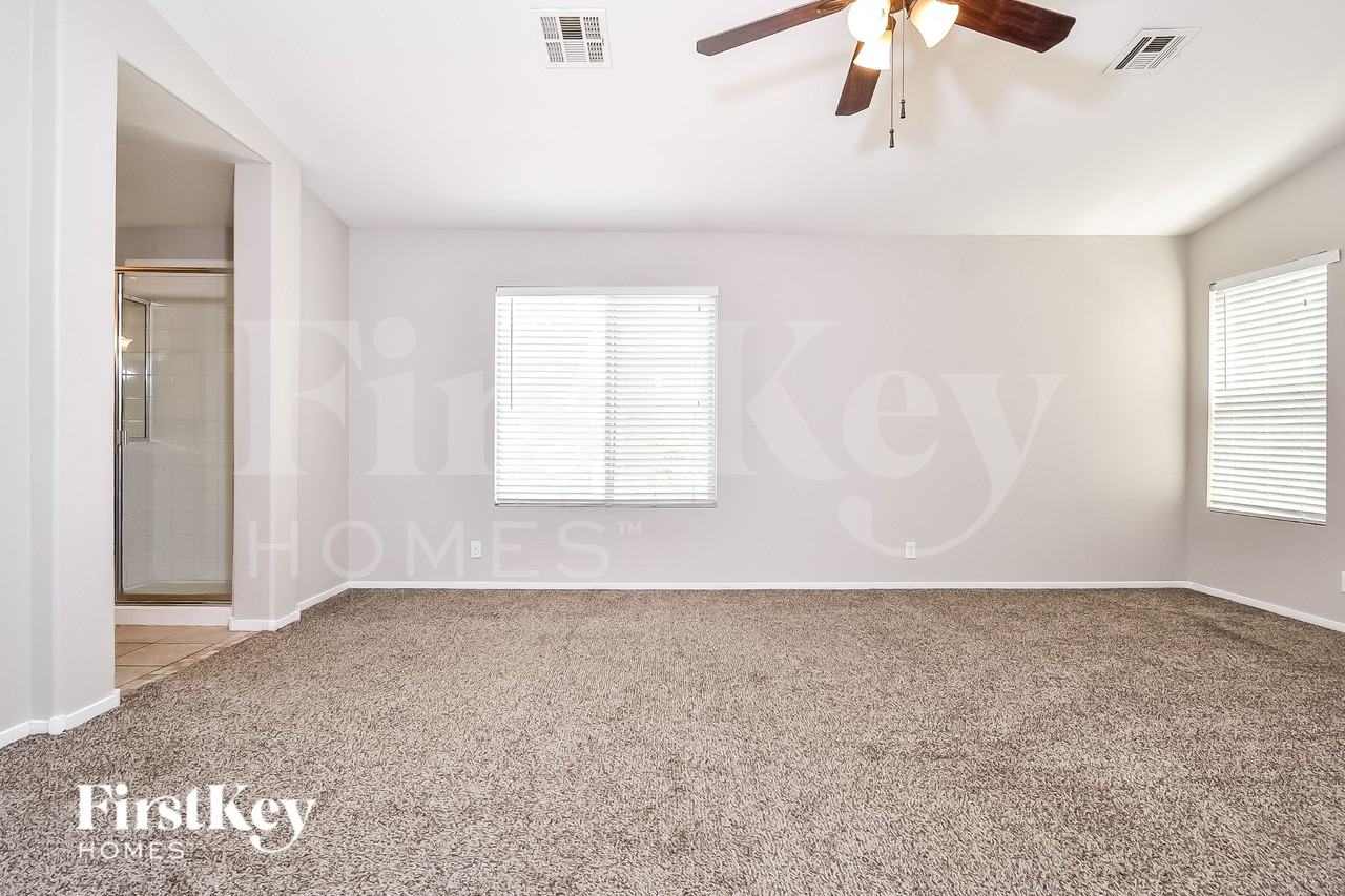 7233 Scenic Desert Ct - Photo 7 of 16