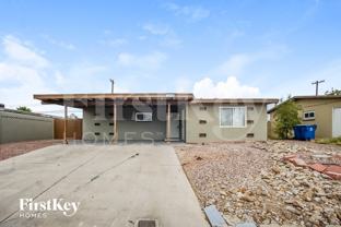 5060 Newton Dr - Photo 1 of 1