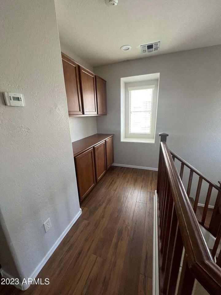 4661 E Laurel Ave - Photo 5 of 28