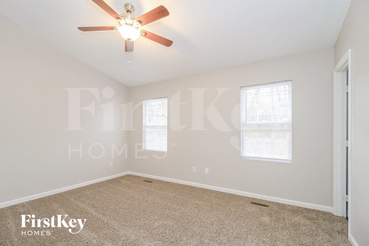 3820 Spring Branch Dr - Photo 6 of 15