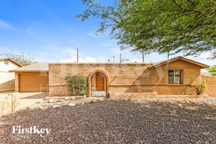 3550 E Thunderbird Rd - Photo 1 of 1