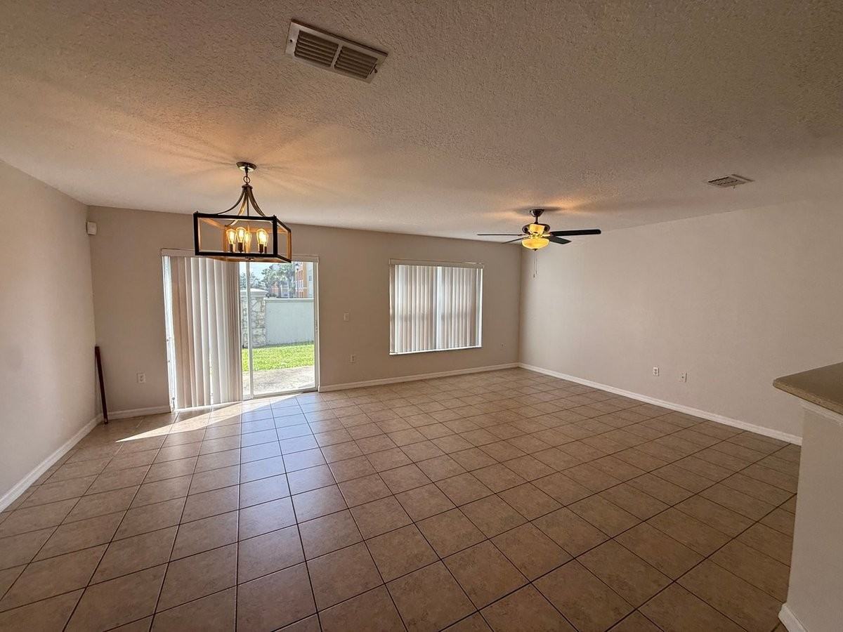 2404 Hassonite St - Photo 5 of 13