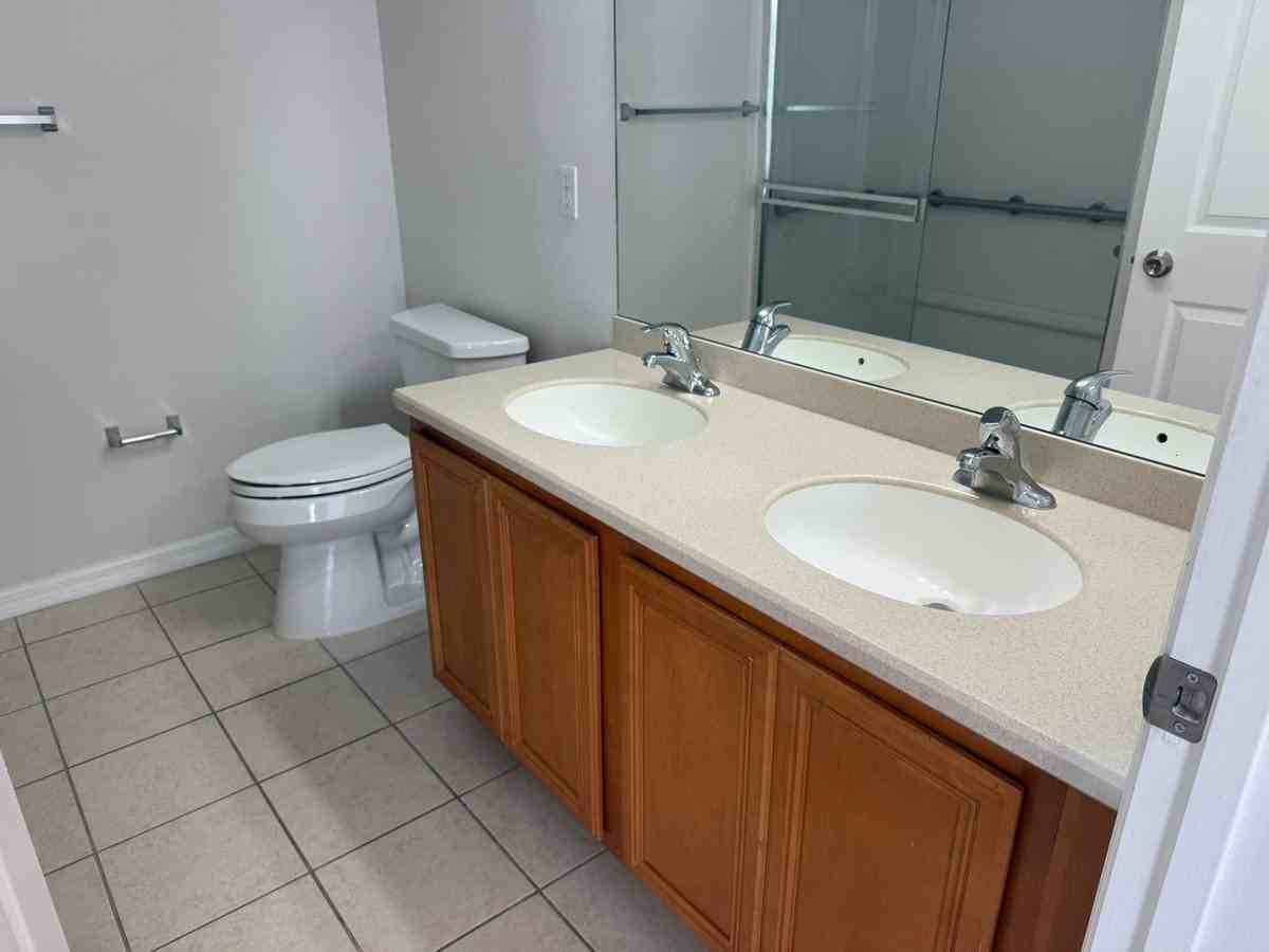 2404 Hassonite St - Photo 7 of 13