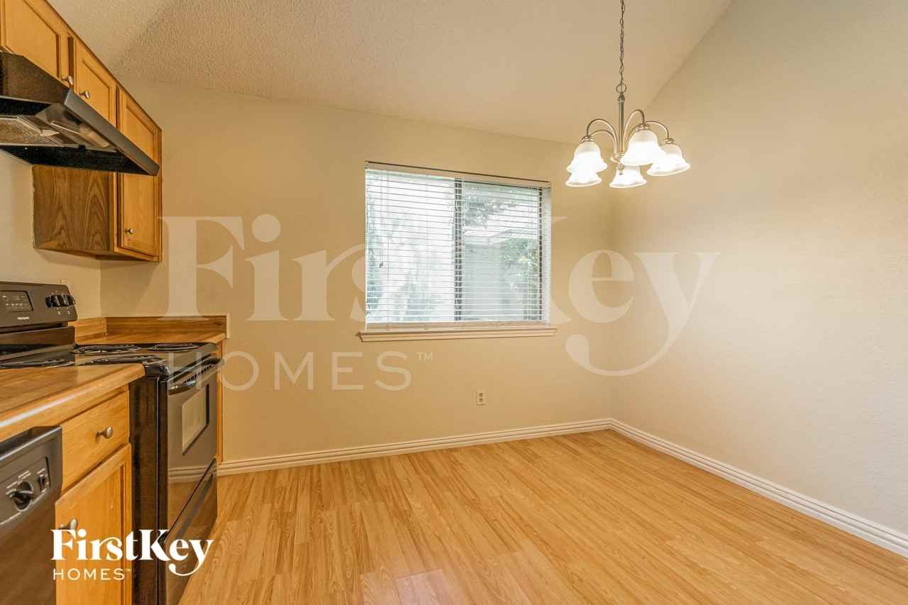 3305 Country Creek Ln - Photo 6 of 15