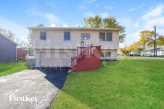 3219 W Beach Dr - Photo 1 of 1