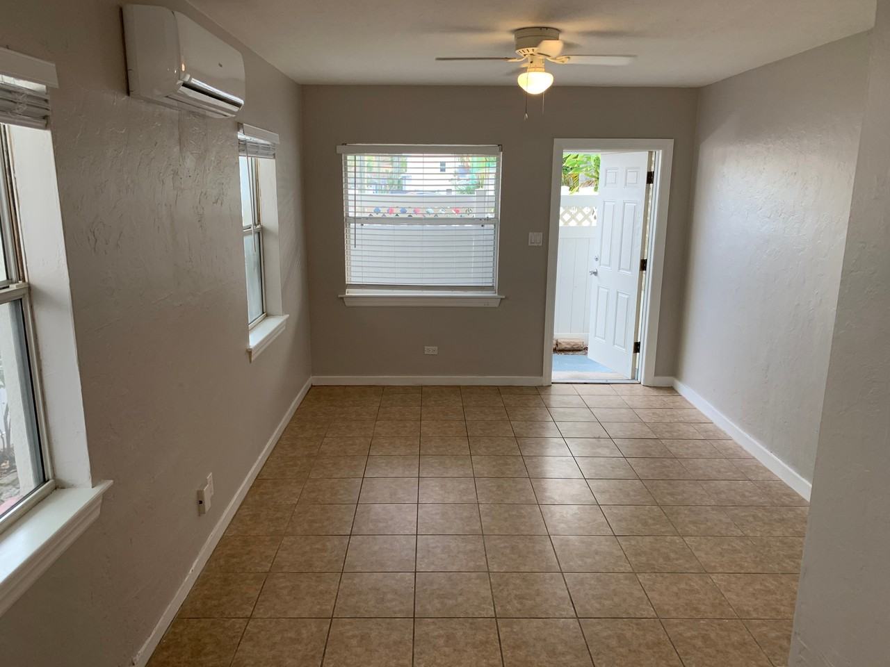 427 8th Ave N #9, St Petersburg, FL 33701 - Photo 3 of 11