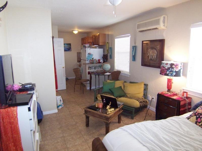 427 8th Ave N #9, St Petersburg, FL 33701 - Photo 7 of 11