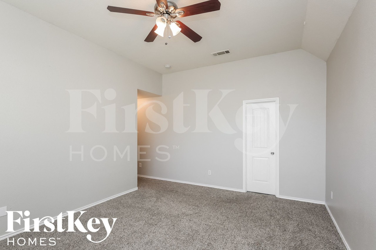 1415 Sax Leigh Dr - Photo 6 of 16