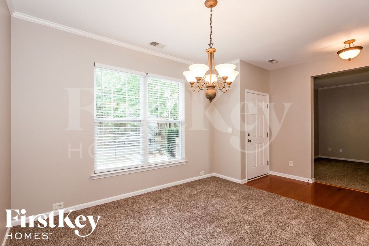 13211 Meadowmere Rd - Photo 5 of 15