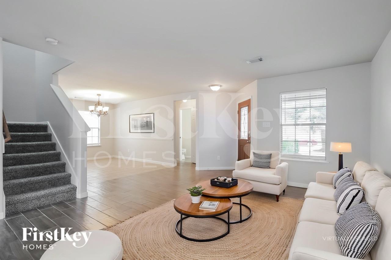 11210 Flying Geese Ln - Photo 6 of 18