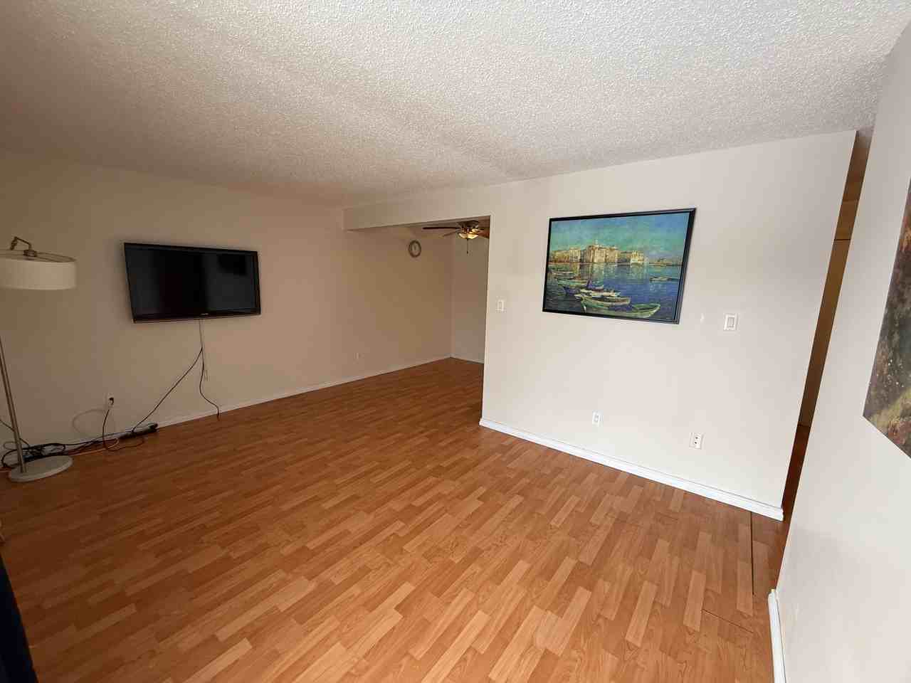 11255 Fairways South - Photo 5 of 20