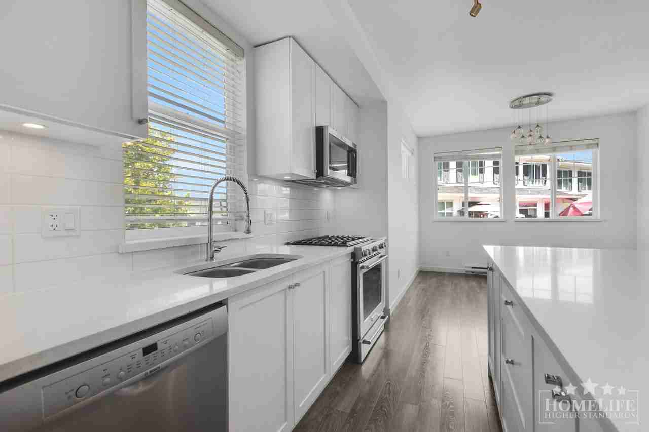 15268 28 Ave - Photo 6 of 27