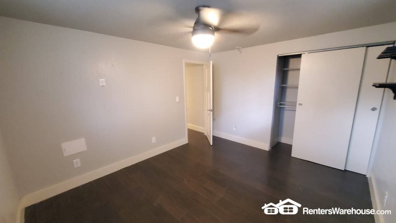 2225 S Cherry St - Photo 5 of 26