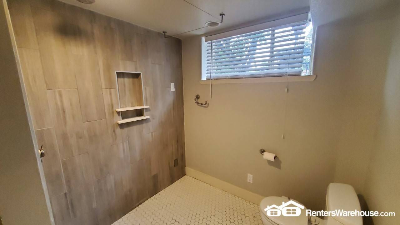 2225 S Cherry St - Photo 7 of 26