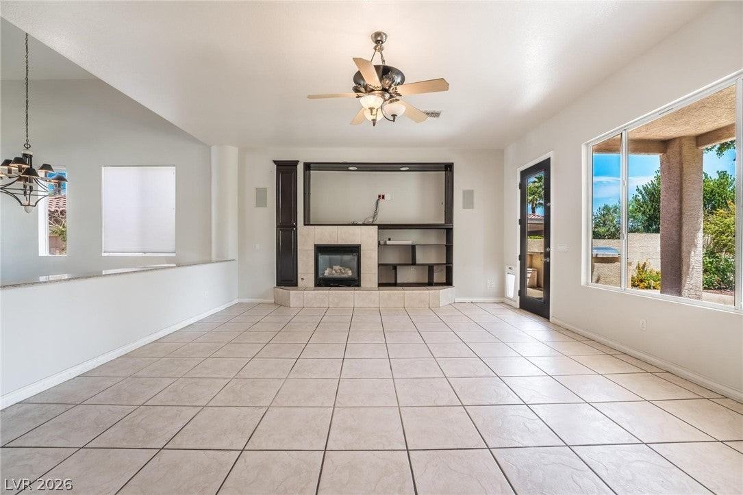 9675 Irvine Bay Ct - Photo 7 of 48