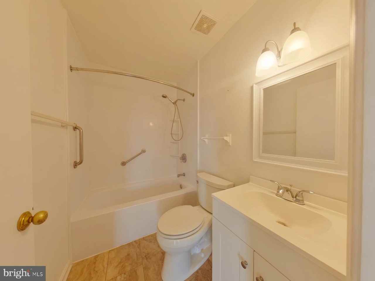 118 Parkside Dr - Photo 4 of 12