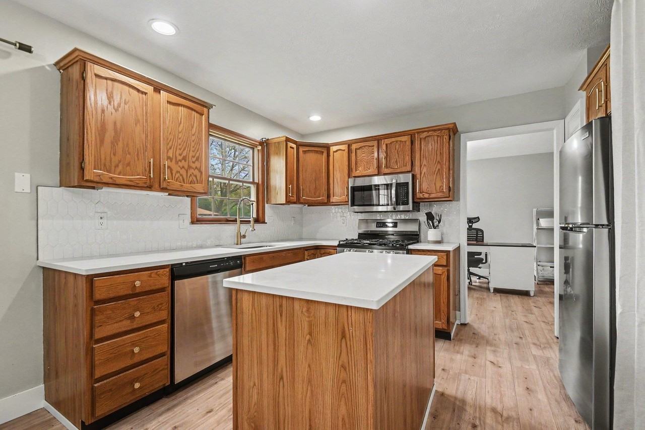 51222 Crooked Oak Dr - Photo 3 of 30