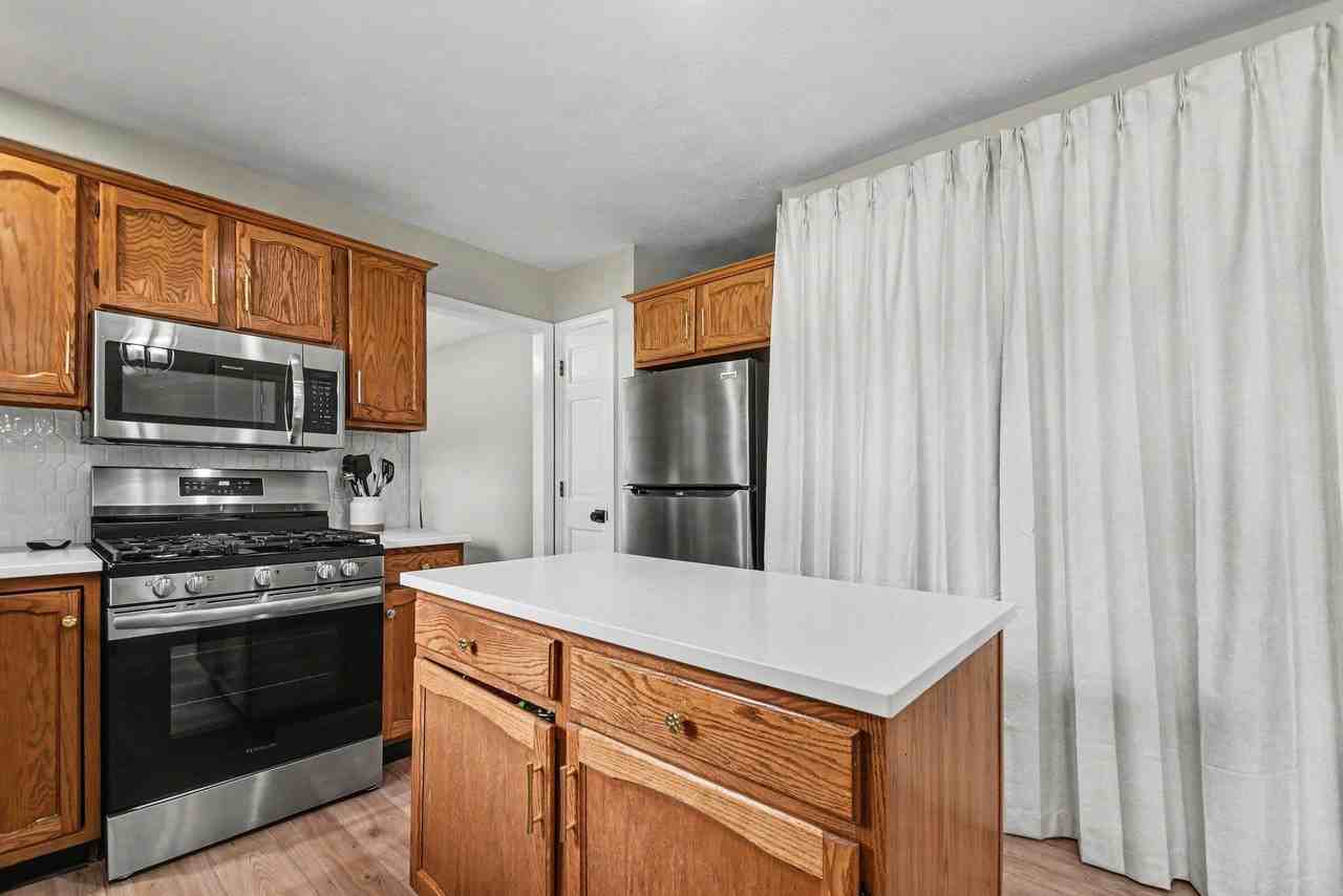 51222 Crooked Oak Dr - Photo 4 of 30