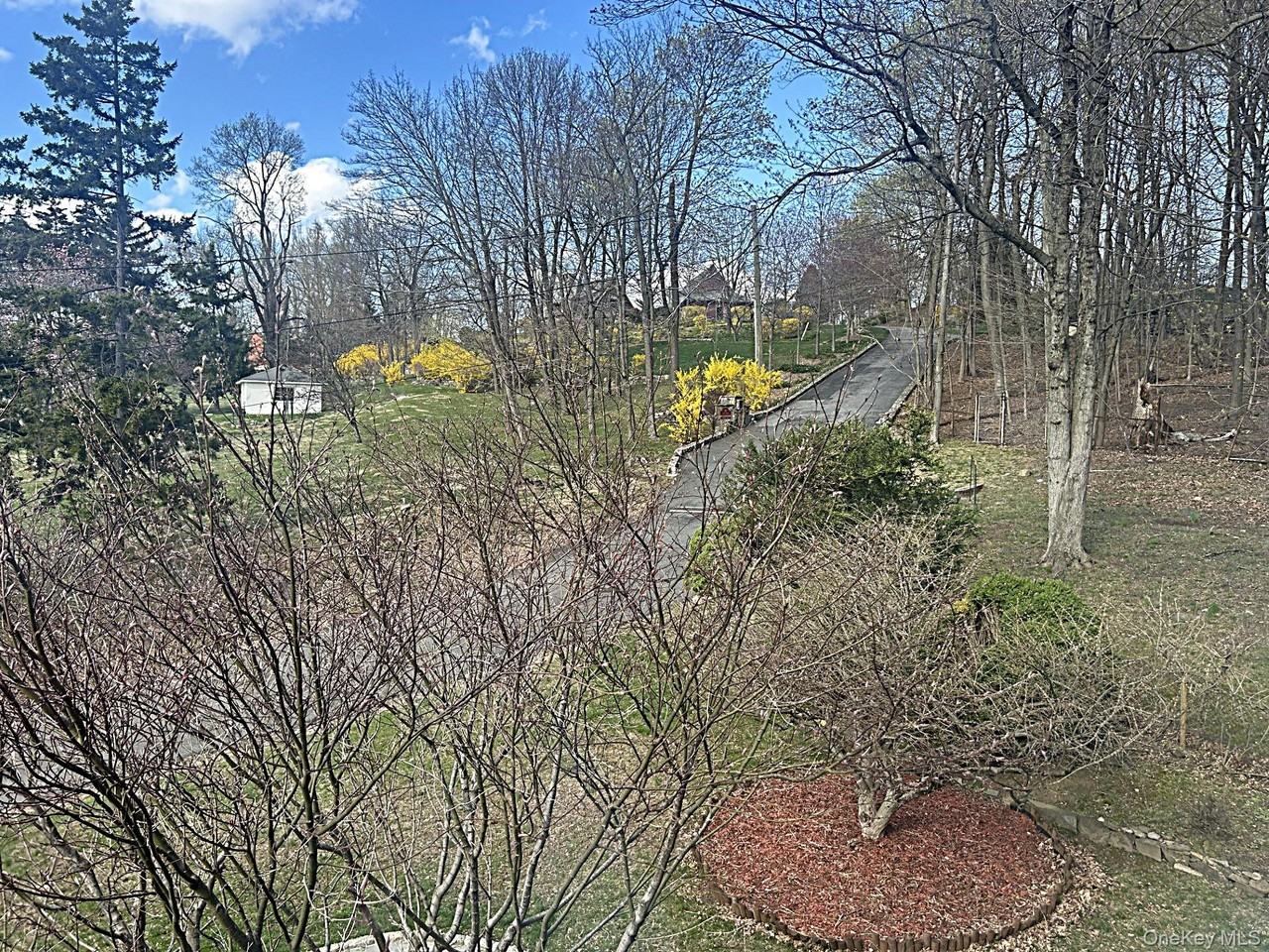 8 Ridge St - Photo 5 of 44