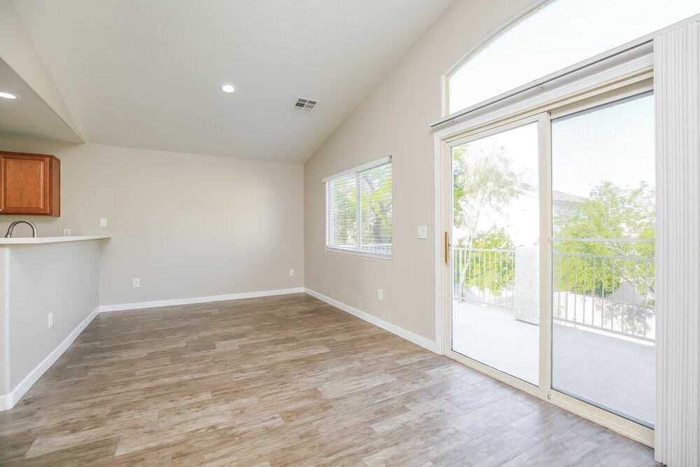 5347 Galanthus St - Photo 6 of 17