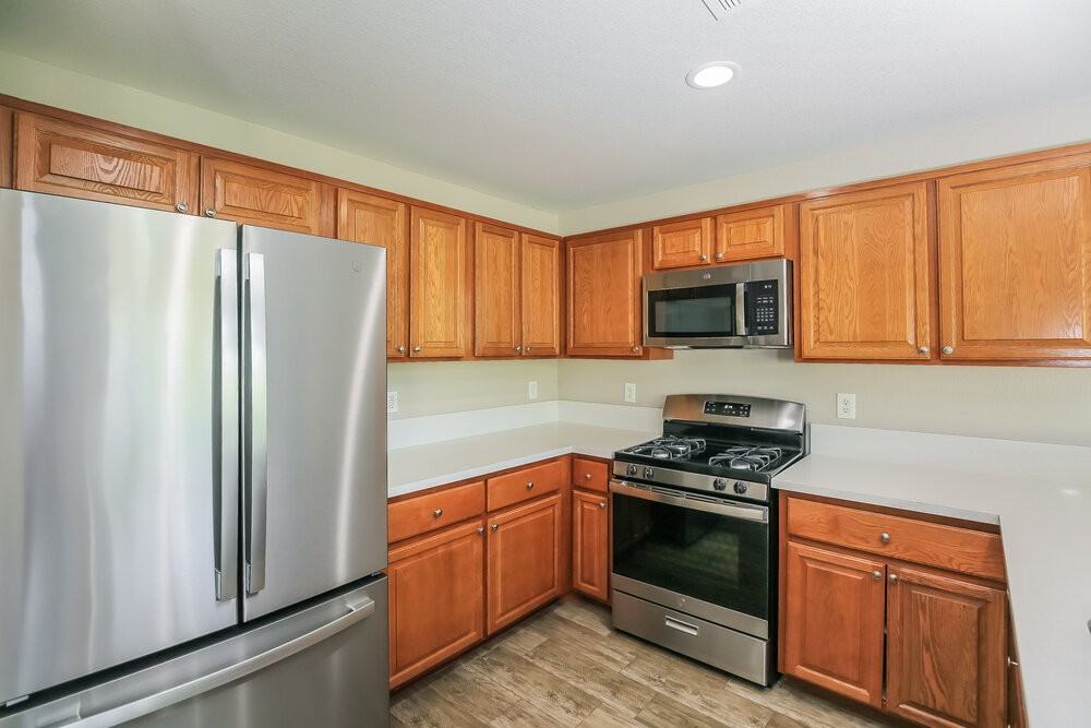 5347 Galanthus St - Photo 7 of 17