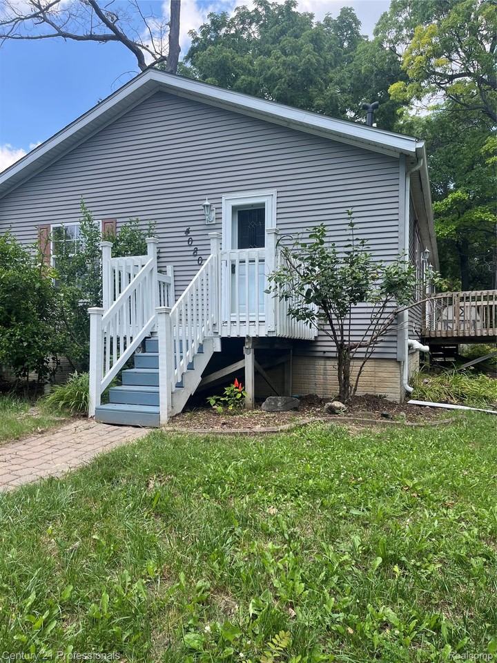 4080 Cass Elizabeth Rd - Photo 2 of 38