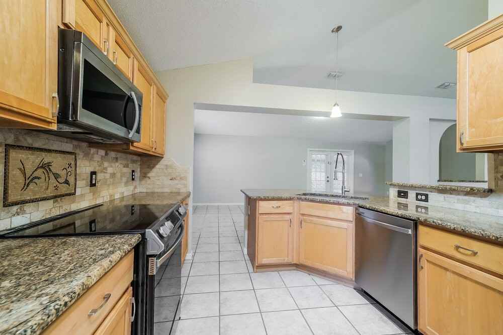 128 Oak View Pl - Photo 7 of 16
