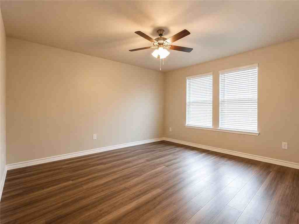 1417 Maverick Rd - Photo 5 of 14