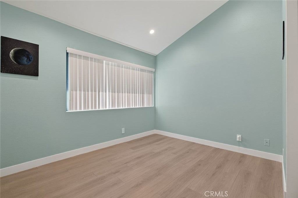 10475 Newhome Ave - Photo 7 of 14