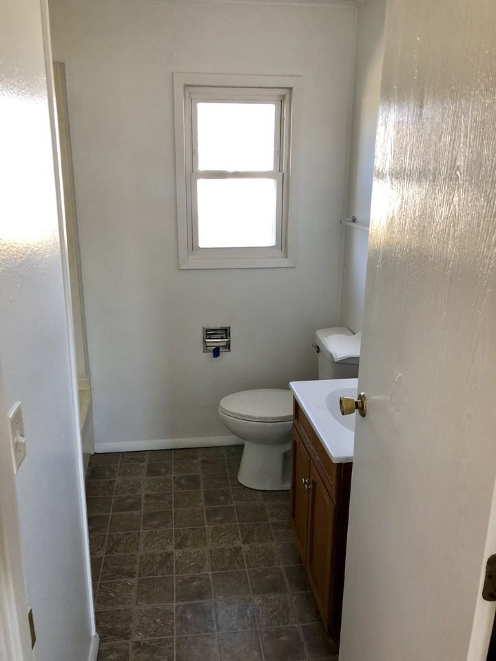 126 Fauber Ln #128 - Photo 4 of 9