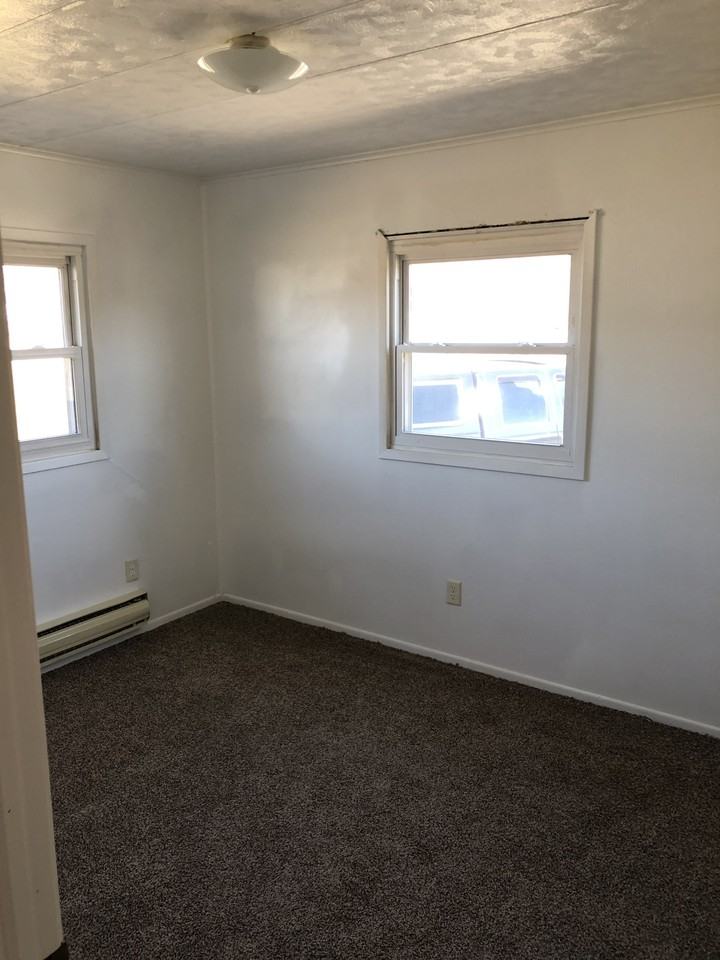 126 Fauber Ln #128 - Photo 7 of 9