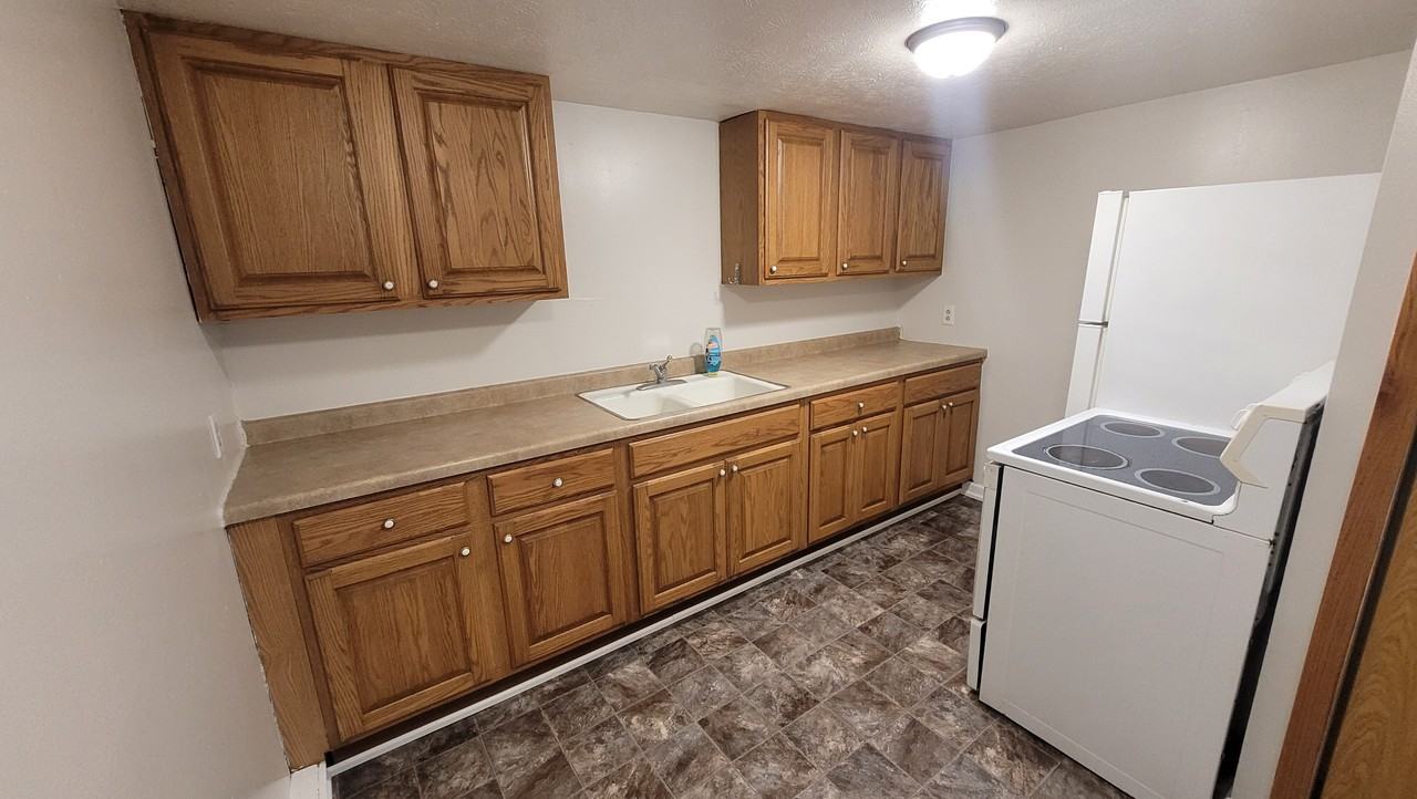 310 S 6th St #3 - Photo 2 of 10