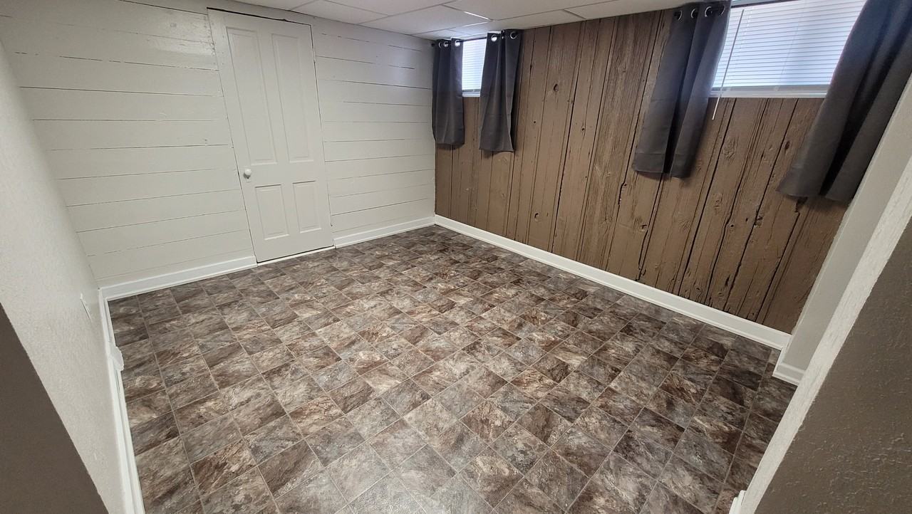 310 S 6th St #3 - Photo 4 of 10