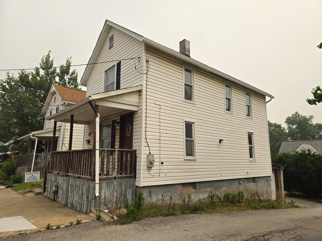115 5th Ave - Photo 4 of 14