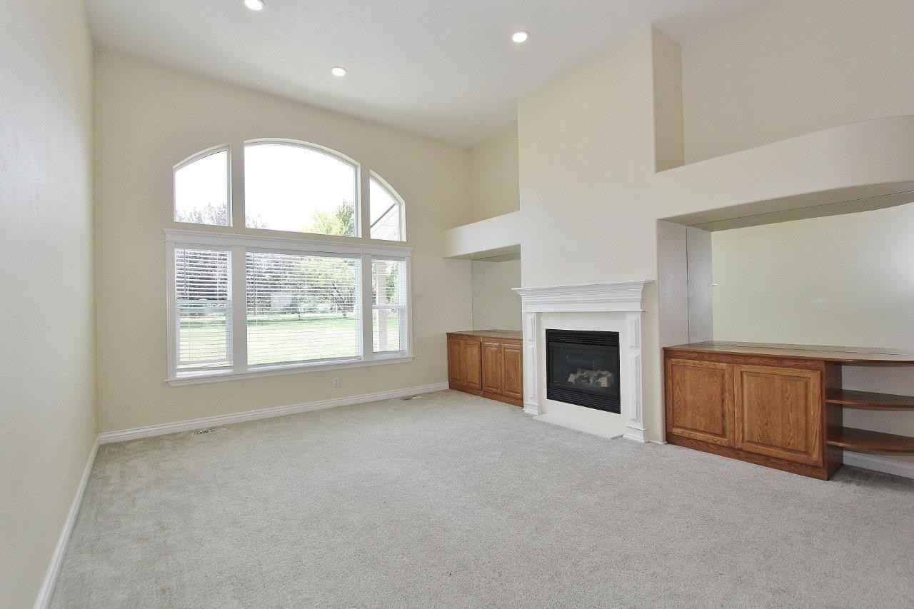 4109 E Man O War Dr - Photo 4 of 42