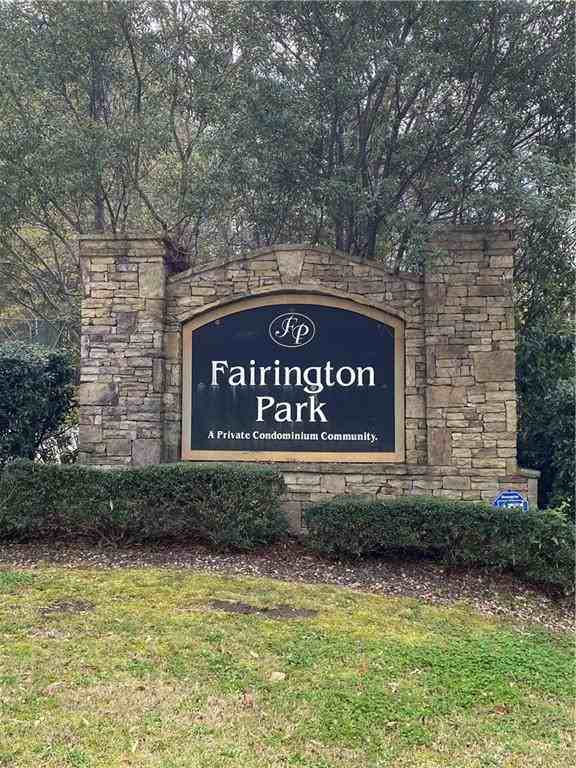 3247 Fairington Dr - Photo 2 of 29