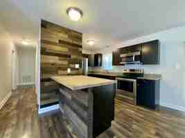 featured image of 1108 Ridgewood Dr