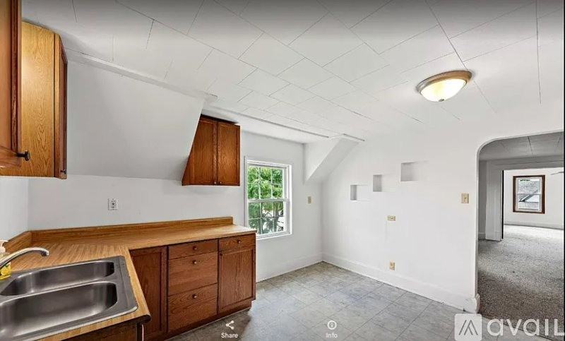 115 W Barker Ave #2 - Photo 5 of 17
