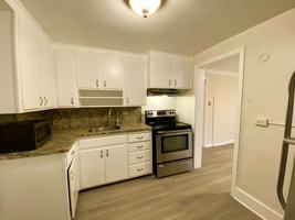featured image of 1452 N Marion St